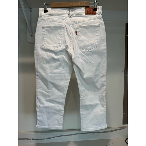 Levi's Women's Classic Capri‎ Floral Embroidered Jeans White Size 29 - Picture 2 of 11